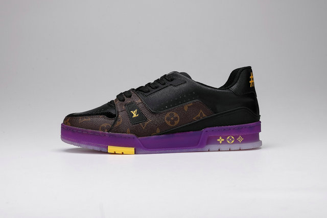 LOUIS VUITTON TRAINER SNEAKERS