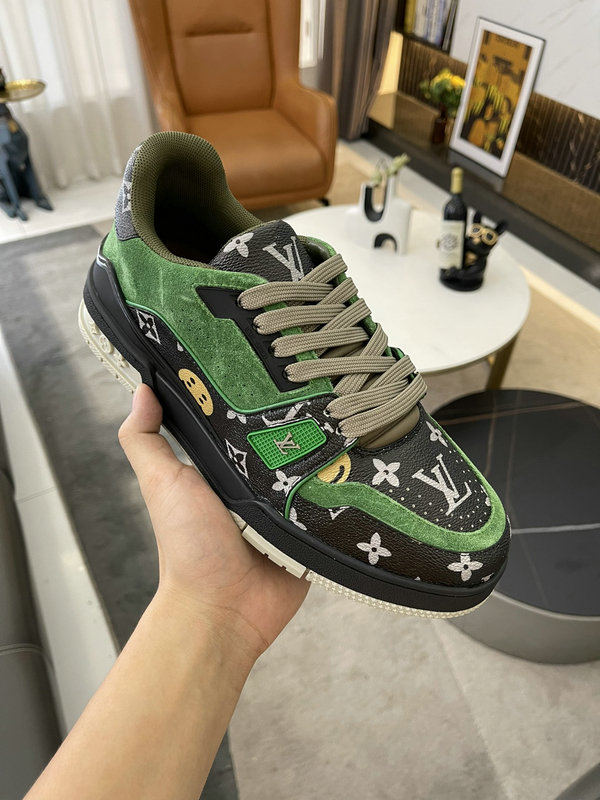 LOUIS VUITTON TRAINER SNEAKERS