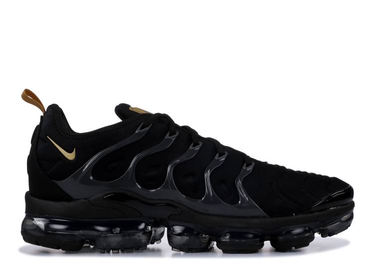 AIR VAPORMAX PLUS ‘BLACK METALLIC GOLD’