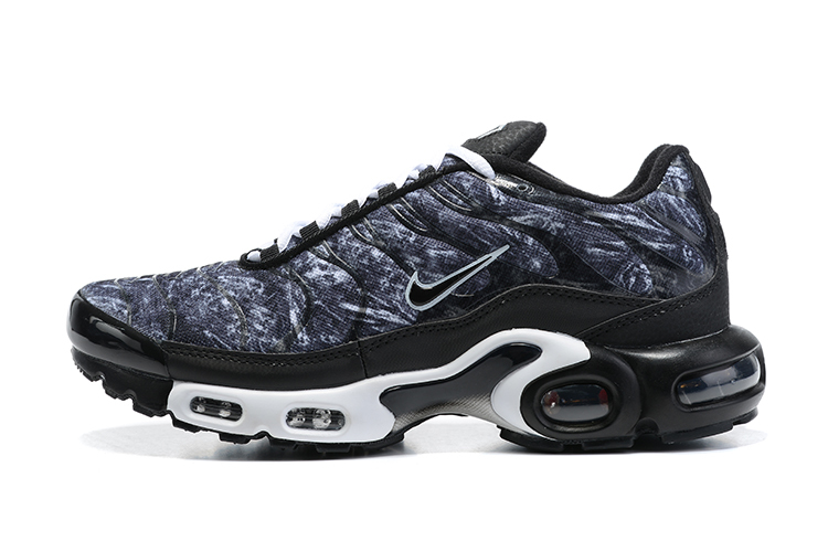 AIR MAX PLUS TN ‘DARK SMOKE GREY’