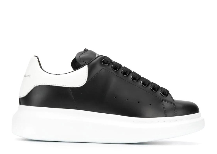 ALEXANDER MCQUEEN OVERSIZED SNEAKERS