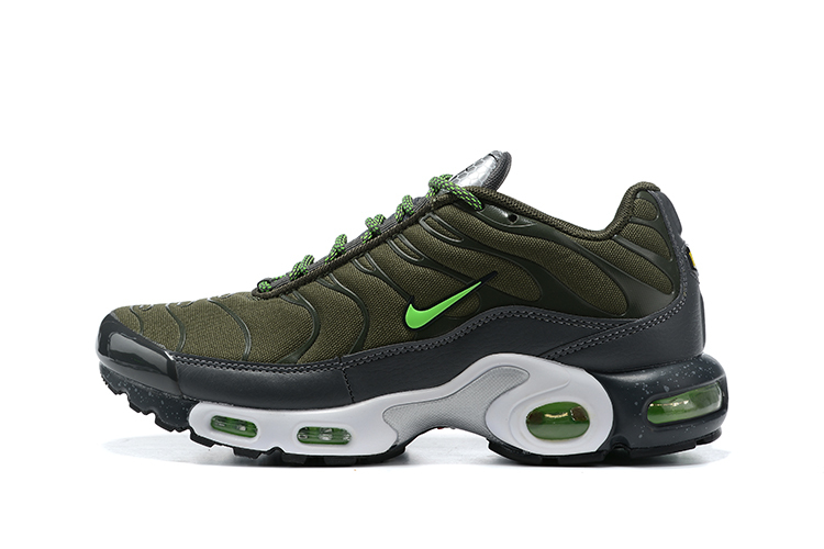 AIR MAX PLUS TN ‘KHAKI VOLT GREEN’