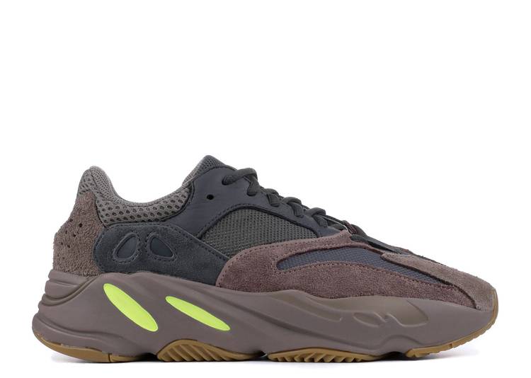 YEEZY BOOST 700 ‘MAUVE’